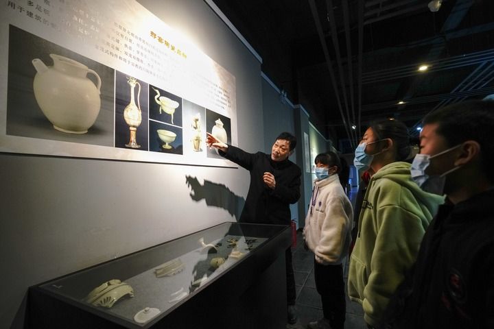 XxjrmtC007009_20250.jpg